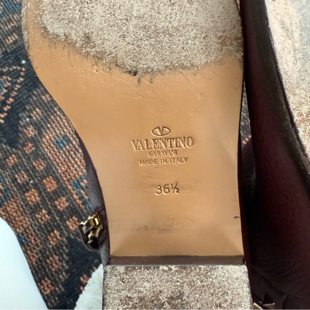 Valentino Garavani Burgundy Heeled Boots - Picture 12 of 15